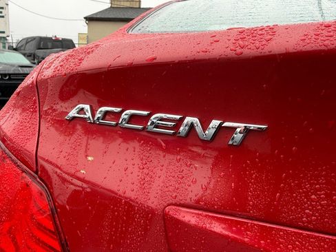 Used 2013 Hyundai Accent GLS image 4