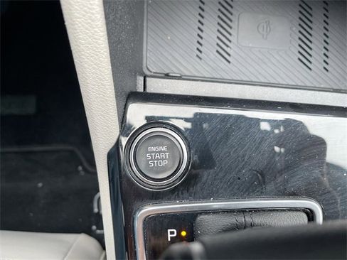 Used 2023 Kia Sportage EX image 17