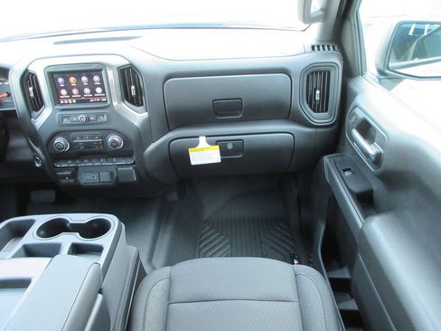 New 2026 Chevrolet Silverado 1500 Custom Trail Boss AWD/4WD image 17