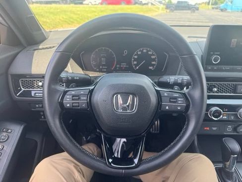 Used 2024 Honda Civic Sport image 19