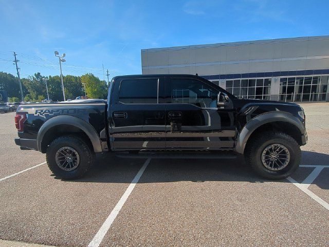 Used 2020 Ford F150 Raptor w/ Equipment Group 802A Luxury AWD/4WD image 9
