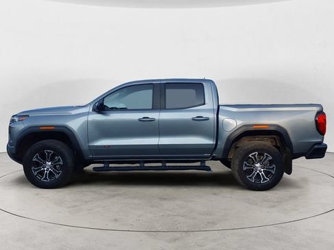 Used 2023 GMC Canyon AT4 w/ AT4 Premium Package AWD/4WD image 8