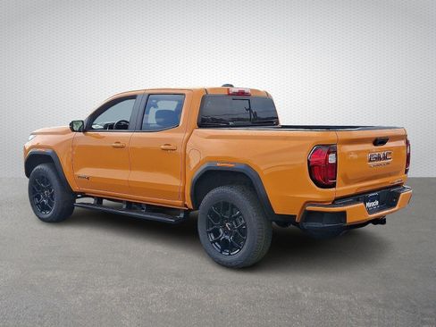 New 2026 GMC Canyon AT4 w/ Technology Plus Package AWD/4WD image 3