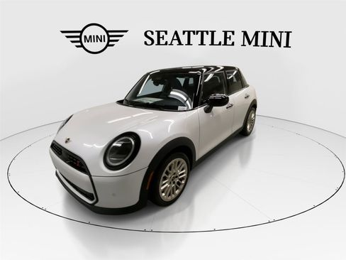 New 2026 MINI Cooper S image 5