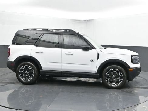 New 2025 Ford Bronco Sport Outer Banks image 11