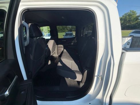 Used 2023 Chevrolet Silverado 1500 Custom AWD/4WD image 19