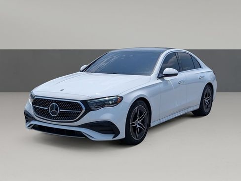 Used 2025 Mercedes-Benz E 350 Sedan image 6
