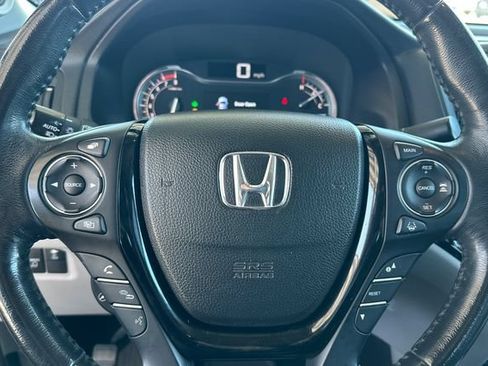 Used 2017 Honda Ridgeline RTL-E image 28