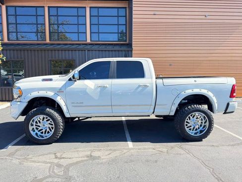 Used 2020 RAM 2500 Limited AWD/4WD image 2