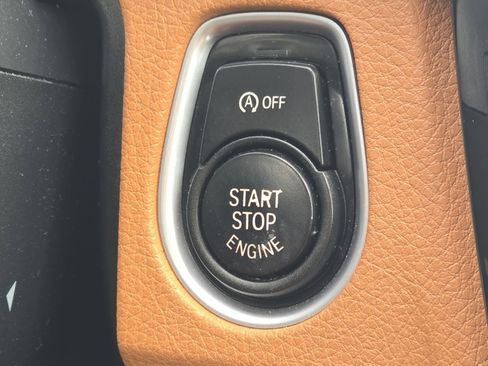 Used 2018 BMW 430i Convertible image 34