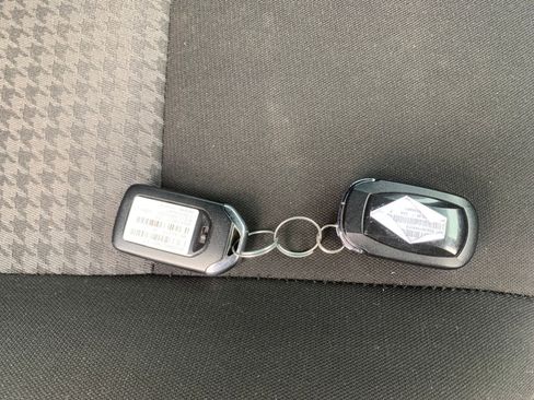 Used 2022 Dodge Challenger GT image 27