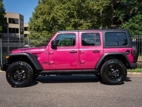 Used 2024 Jeep Wrangler Unlimited Sport AWD/4WD image 9