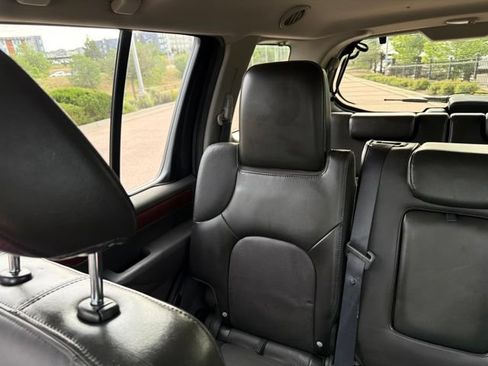 Used 2012 Nissan Pathfinder LE AWD/4WD image 21