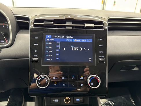 Used 2023 Hyundai Tucson SE AWD/4WD image 17