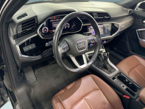 Used 2019 Audi Q3 2.0T Premium Plus w/ Premium Plus Package image 4