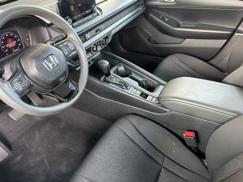 Used 2025 Honda Accord LX image 10