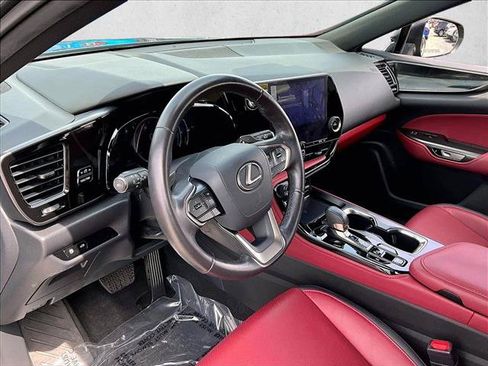Used 2025 Lexus NX 250 FWD w/ Towing Package (2000 Lbs) image 14