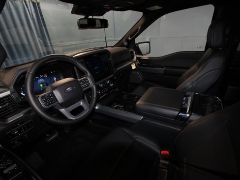 New 2025 Ford F150 Lariat w/ Equipment Group 502A High image 2