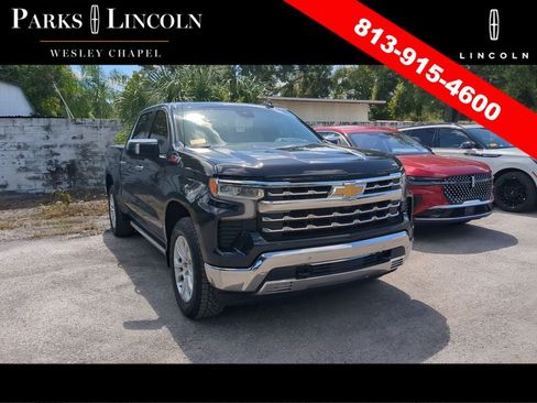 Used 2022 Chevrolet Silverado 1500 LTZ w/ Z71 Off-Road Package AWD/4WD image 3