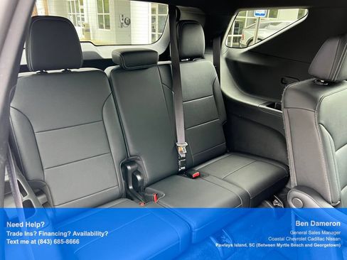 Used 2025 Chevrolet Traverse LT AWD/4WD image 25