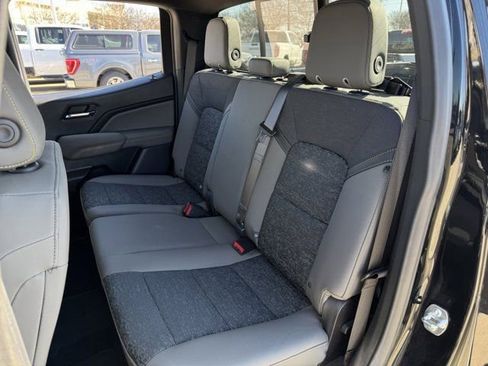 Used 2024 Chevrolet Colorado ZR2 image 28