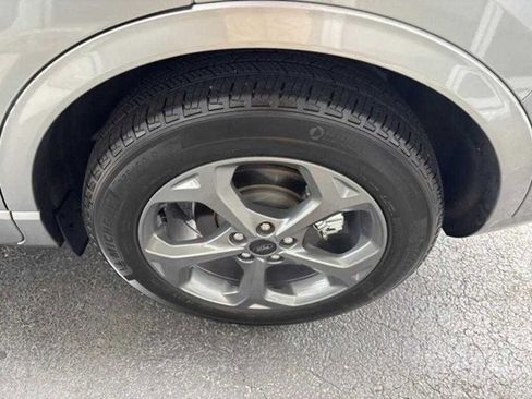 Used 2024 Ford Escape ST-Line image 15