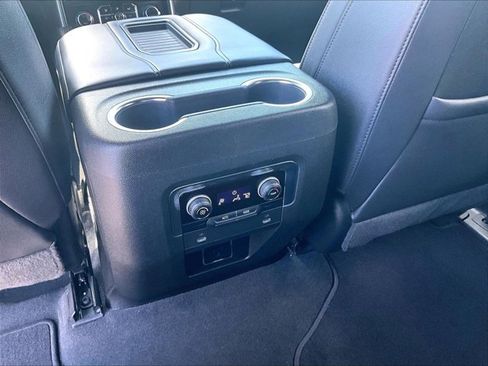 Used 2022 Chevrolet Tahoe LT image 24