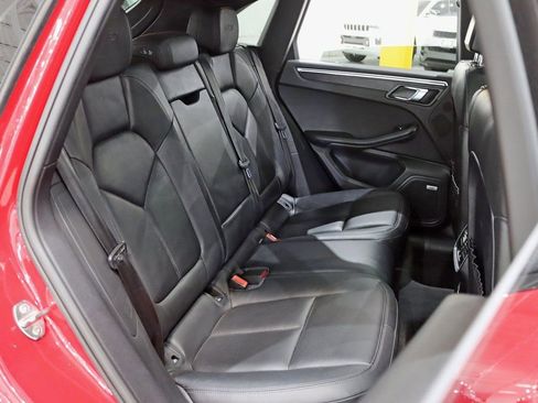 Used 2018 Porsche Macan GTS image 29