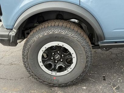 New 2025 Ford Bronco Badlands w/ Sasquatch Package