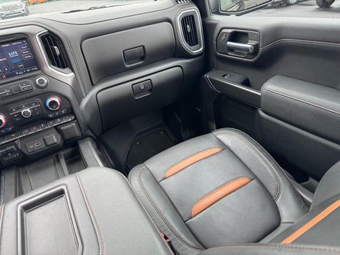 Used 2022 GMC Sierra 1500 AT4 w/ AT4 Premium Package AWD/4WD image 18
