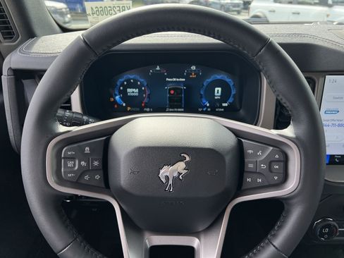 New 2025 Ford Bronco Outer Banks image 16