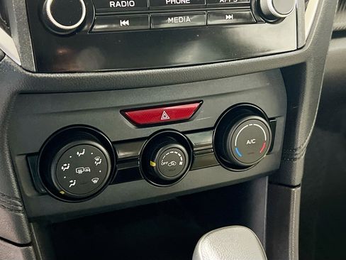 Used 2017 Subaru Impreza 2.0i Premium image 26