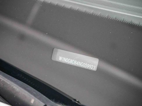 Certified 2022 Mercedes-Benz GLC 300 image 28