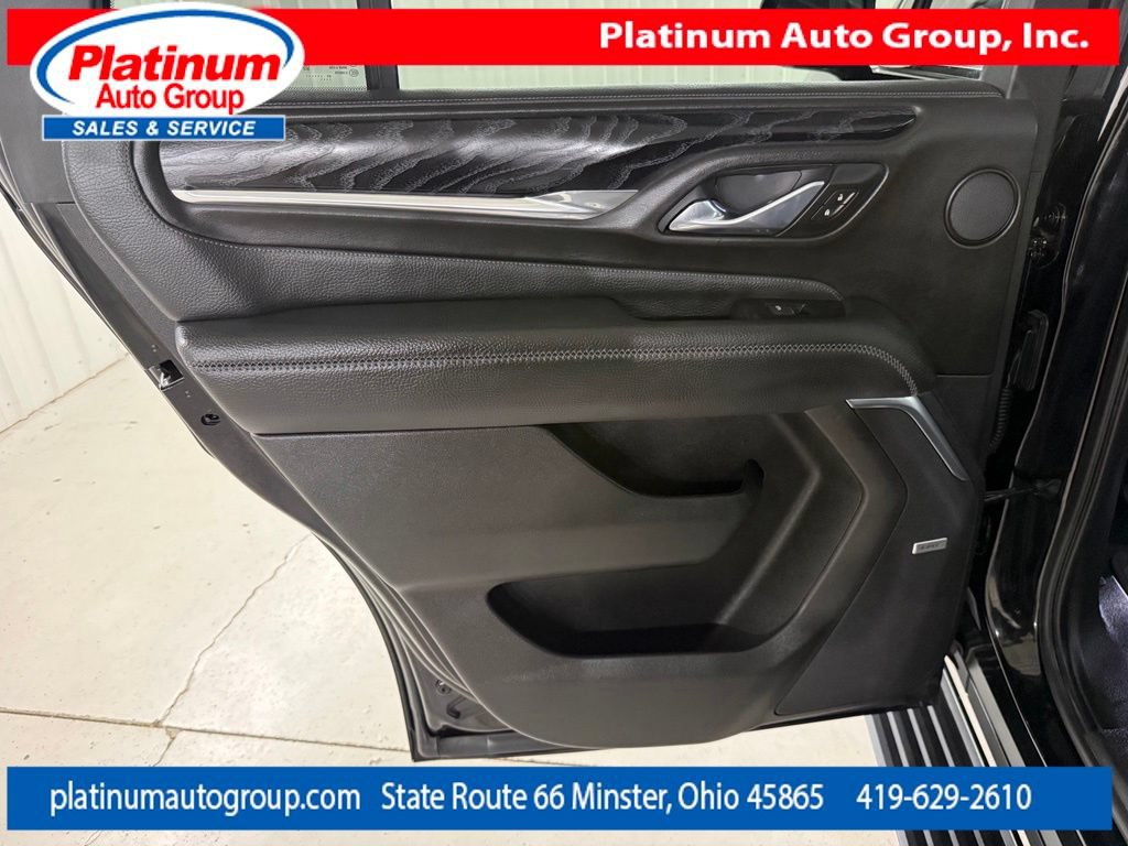 Used 2021 GMC Yukon Denali w/ Denali Premium Package AWD/4WD image 32