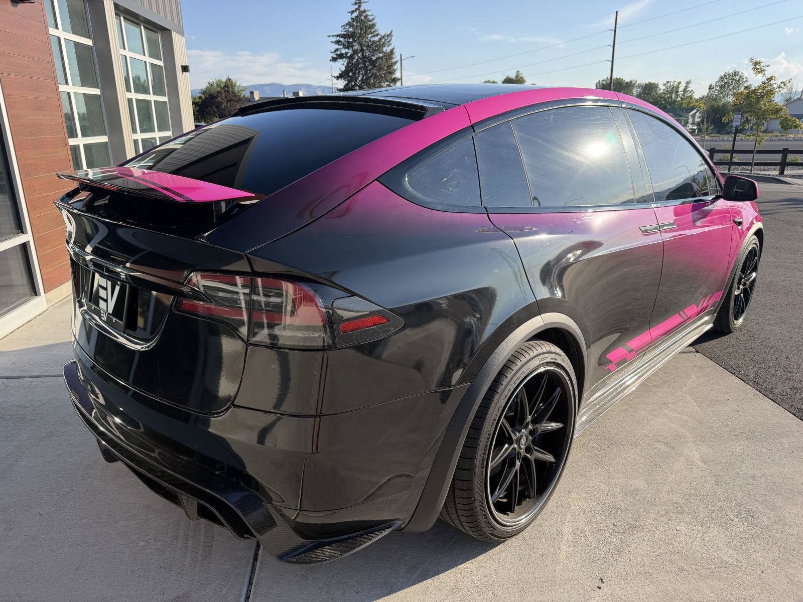 Used 2025 Tesla Model X AWD/4WD image 8