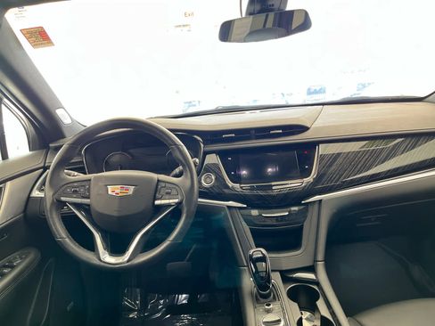 Used 2024 Cadillac XT6 Premium Luxury w/ LPO, Floor Liner Package image 18