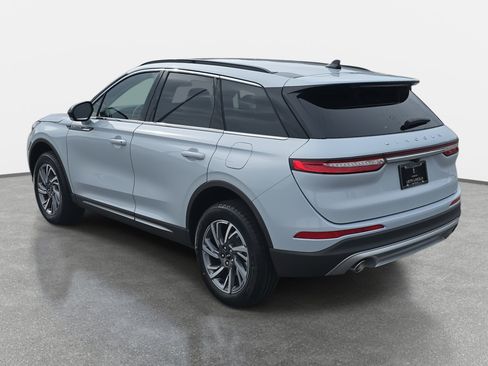 New 2026 Lincoln Corsair Premiere image 7