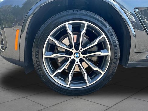 Used 2025 BMW X4 xDrive30i w/ Premium Package AWD/4WD image 10