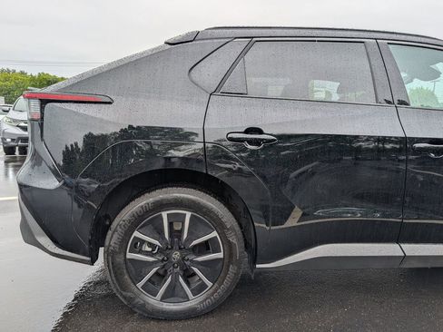 Used 2026 Toyota bZ AWD/4WD image 8