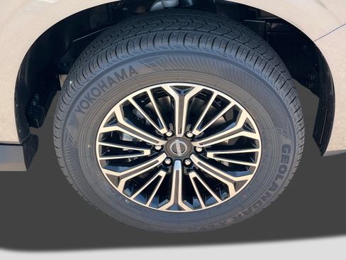 New 2026 Nissan Armada Platinum AWD/4WD image 8