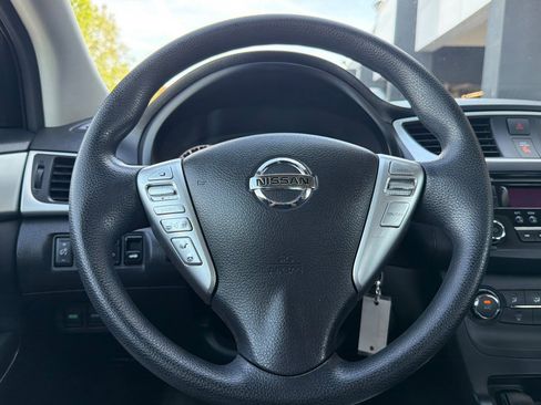 Used 2017 Nissan Sentra S FWD image 22