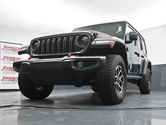 Used 2024 Jeep Wrangler Unlimited Rubicon AWD/4WD image 37