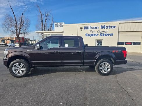 Used 2018 Ford F150 Platinum w/ Equipment Group 701A Luxury image 9