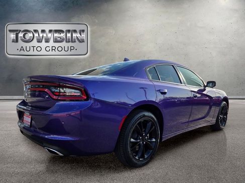Used 2023 Dodge Charger SXT AWD/4WD image 4