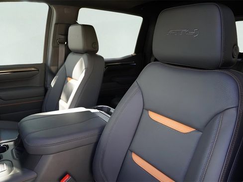 New 2026 GMC Sierra 1500 AT4 w/ AT4 Premium Package image 13