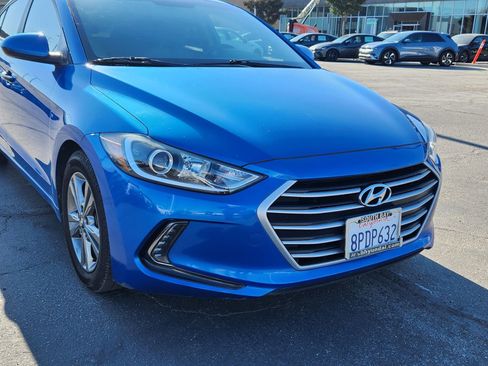 Used 2017 Hyundai Elantra SE w/ SE A/T Tech Package 03 FWD image 9