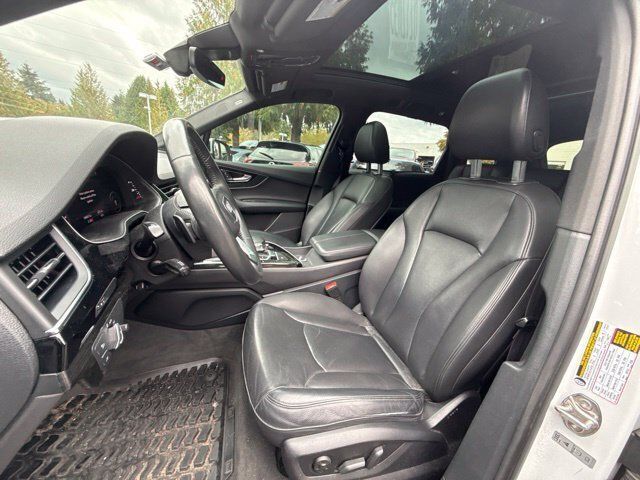Used 2018 Audi Q7 3.0T Premium Plus w/ Premium Plus Package AWD/4WD image 6