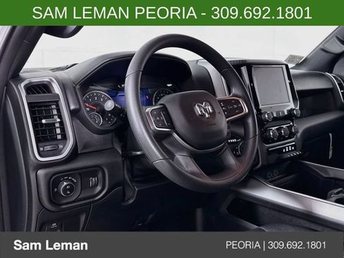 New 2026 RAM 1500 Express AWD/4WD image 9