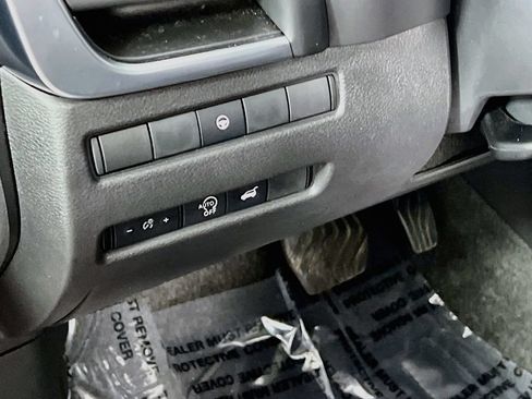 Used 2023 Nissan Rogue SV w/ SV Premium B Package AWD/4WD image 9