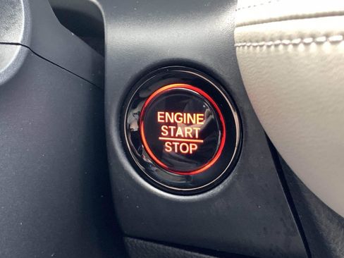 Used 2023 Honda HR-V LX image 25